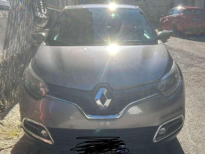 Usata Renault Captur 90 CV (66 kW) 2014 Grigio SUV