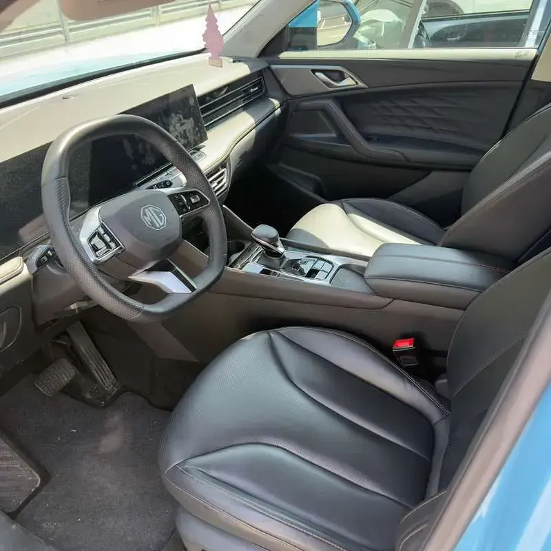 Usata MG HS Luxury 170 CV (125 kW) 2024 Blu/azzurro SUV