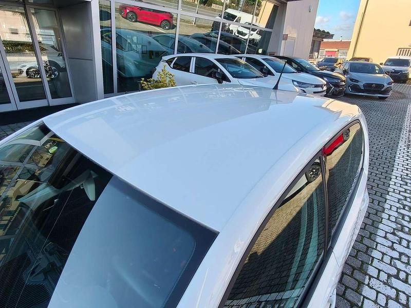 Usata VW up! Move 75 CV (55 kW) 2018 Bianco Utilitaria