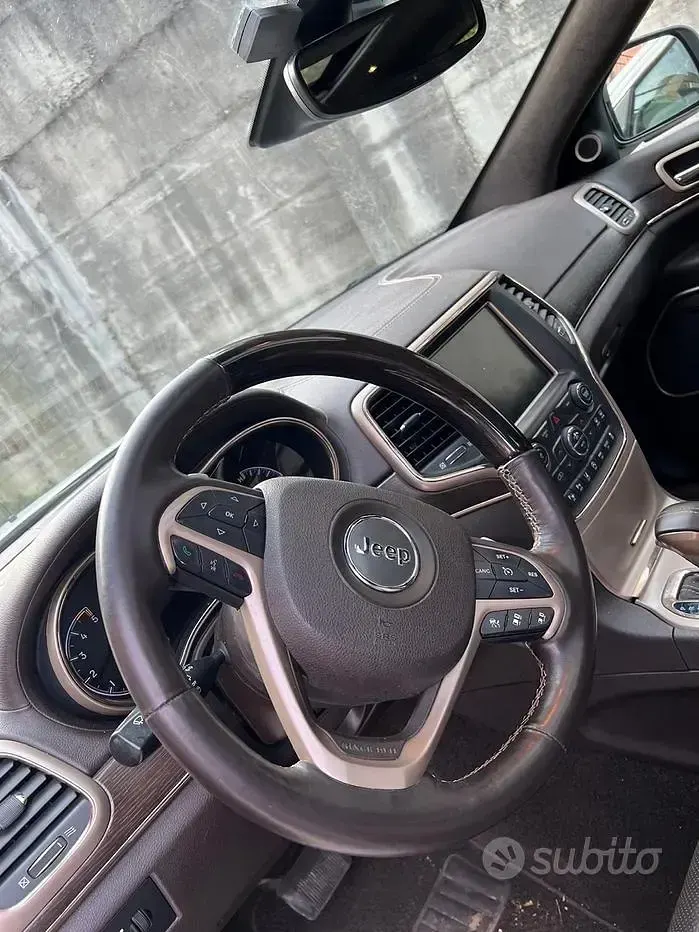 Usata Jeep Grand Cherokee Summit 250 CV (183 kW) 2017 Bianco SUV