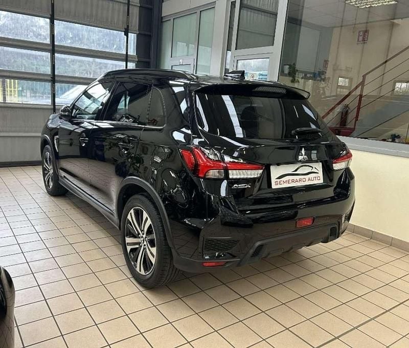 Usata Mitsubishi ASX Invite 150 CV (110 kW) 2020 Nero SUV