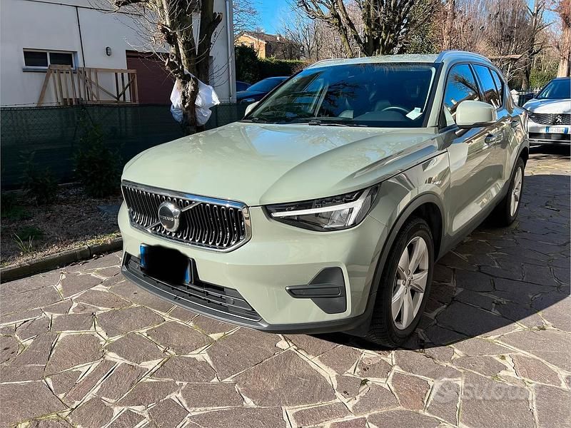 Usata Volvo XC40 Core 130 CV (95 kW) 2024 SUV