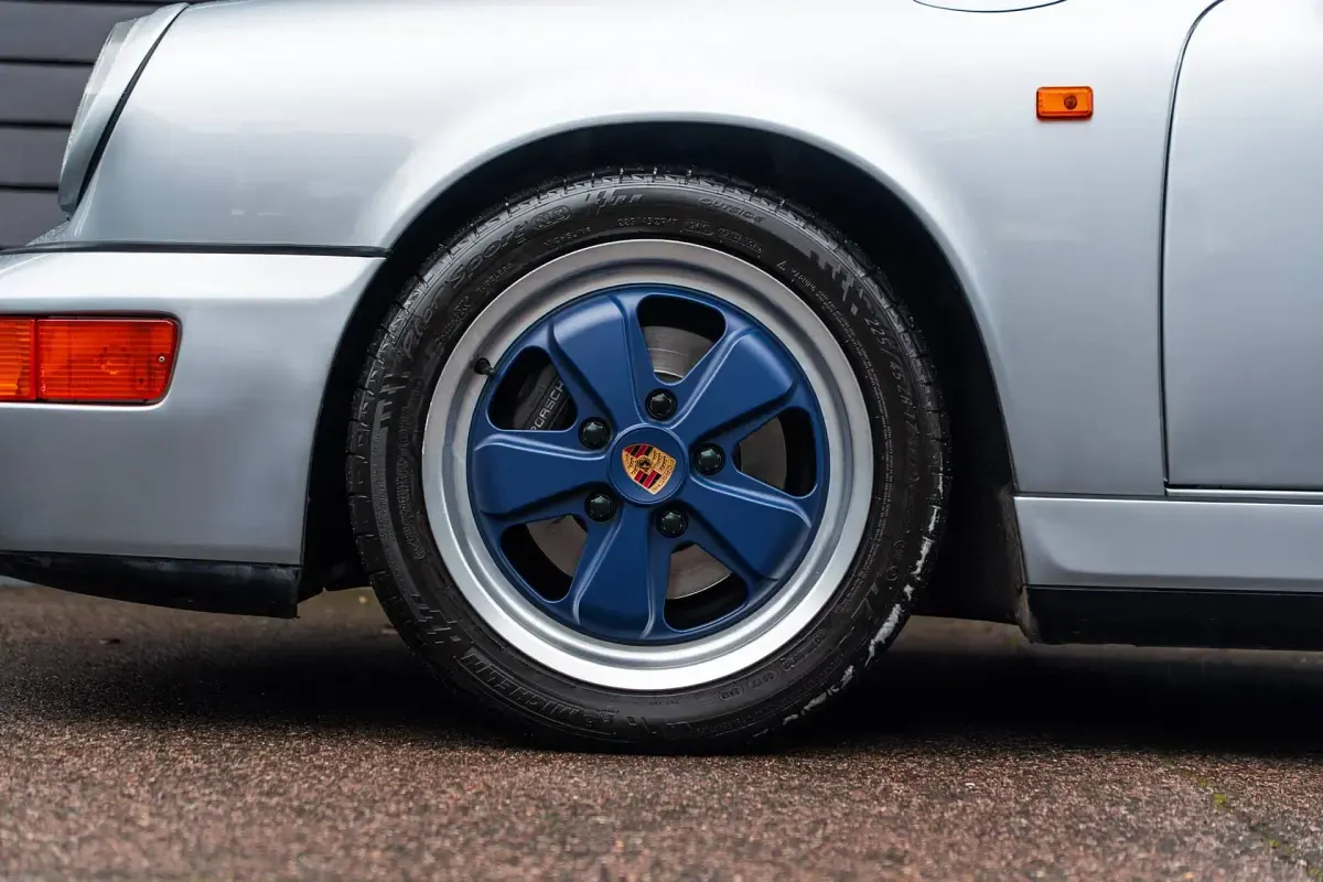 Usata Porsche 911 Carrera 4 250 CV (183 kW) 1990 Argento Coupé