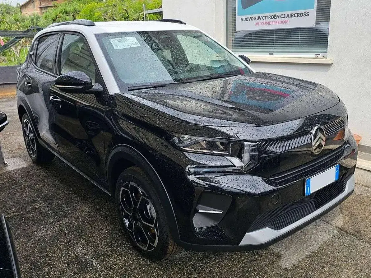 Nuova Citroën C3 PureTech 101 CV (74 kW) 2026 Nero SUV