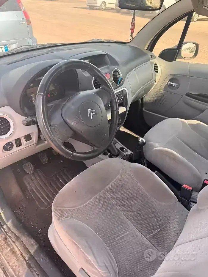 Usata Citroën C3 Exclusive 68 CV (50 kW) 2007 Nero Berlina