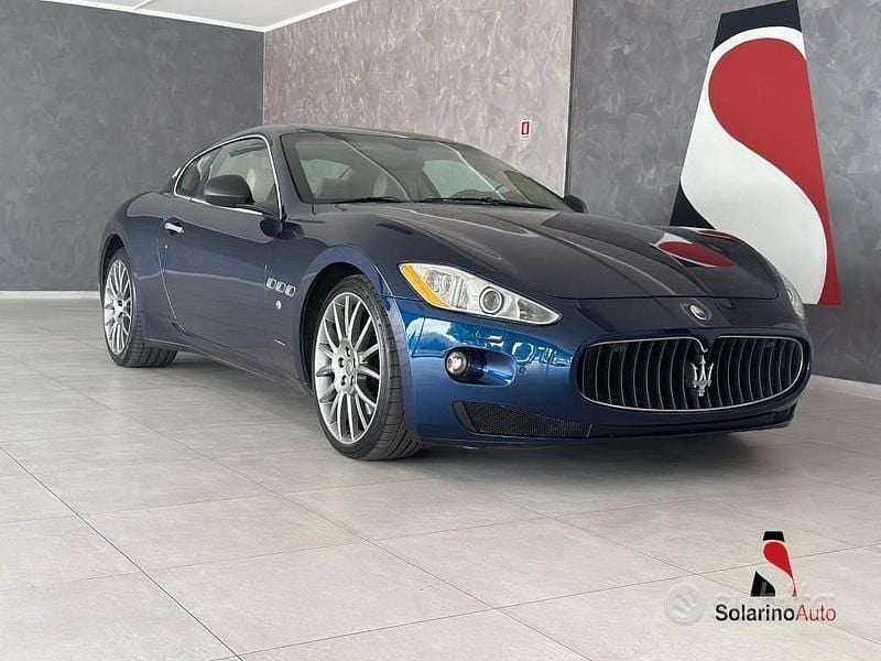 Usata Maserati Granturismo 439 CV (322 kW) 2009 Blu Coupé