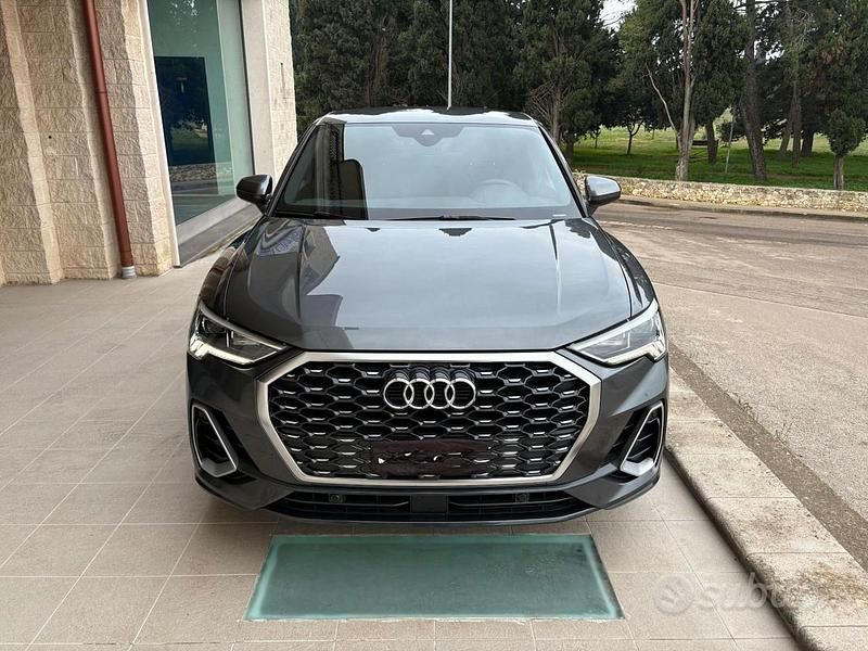 Usata Audi Q3 Ambiente 150 CV (110 kW) 2025 Grigio SUV