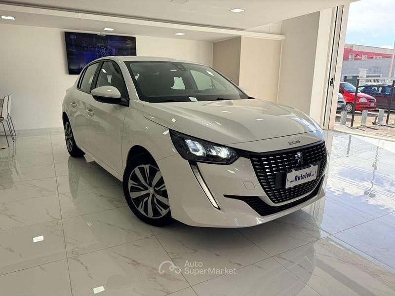 Usata Peugeot 208 Active 102 CV (75 kW) 2020 Bianco Utilitaria