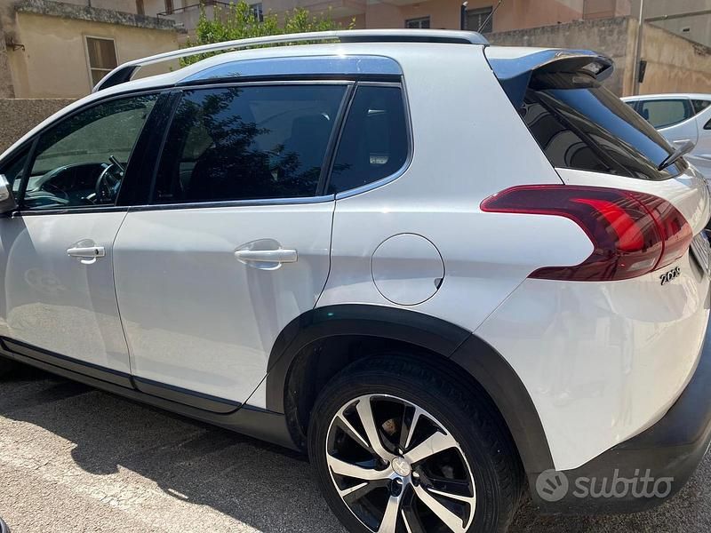 Usata Peugeot 2008 2019 SUV