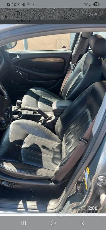 Usata Jaguar X-type Classic 163 CV (119 kW) 2002 Argento Berlina