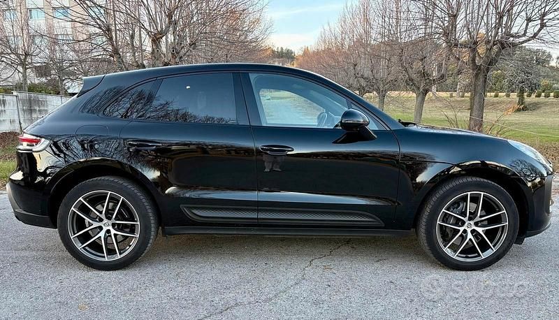 Usata Porsche Macan 265 CV (194 kW) 2022 Nero SUV