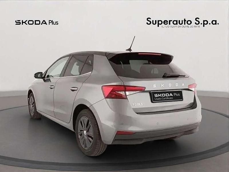 Usata Skoda Fabia Ambition 95 CV (69 kW) 2022 Grigio scuro Utilitaria