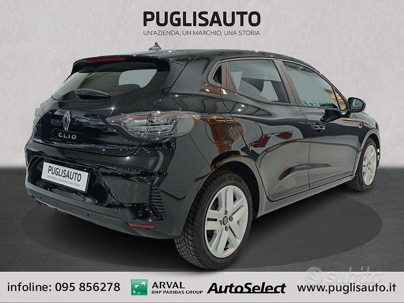 Begagnad Renault Clio V Evolution 101 HK (74 kW) 2025 Svart Sedan