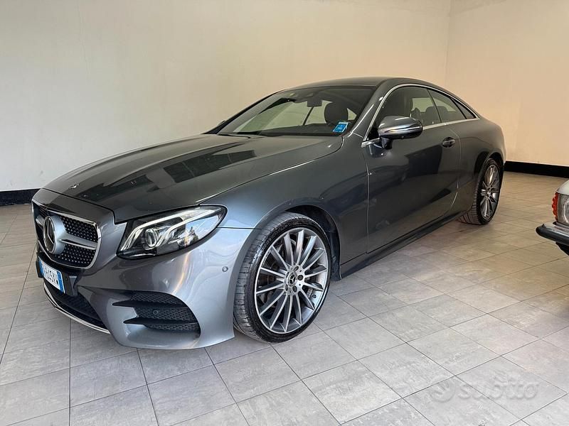 Gebraucht Mercedes E220 Premium Plus 194 PS (142 kW) 2019 Grau Coupé