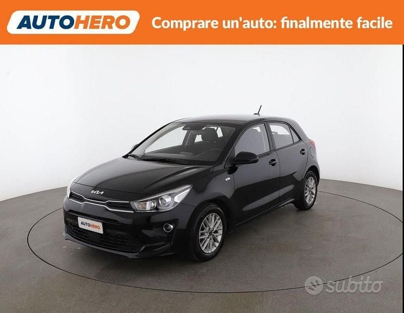 Usata Kia Rio 120 CV (88 kW) 2022 Nero Berlina