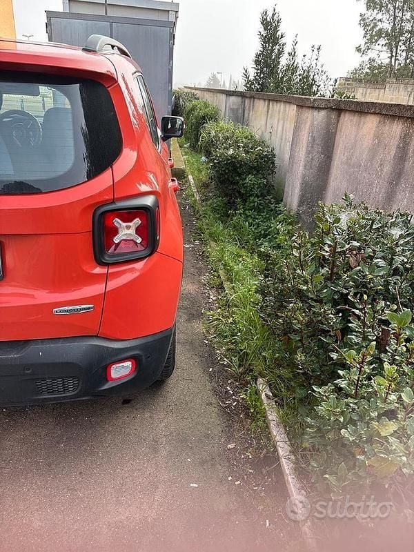 Begagnad Jeep Renegade Longitude 130 HK (95 kW) 2020 SUV