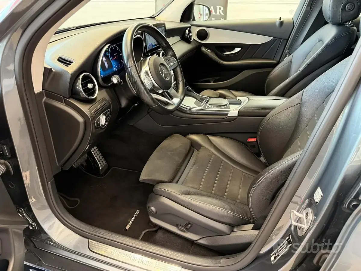 Usata Mercedes GLC300 Premium 245 CV (180 kW) 2022 Grigio SUV
