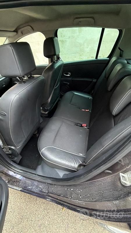 Usata Renault Clio II 85 CV (62 kW) 2007 Blu Berlina