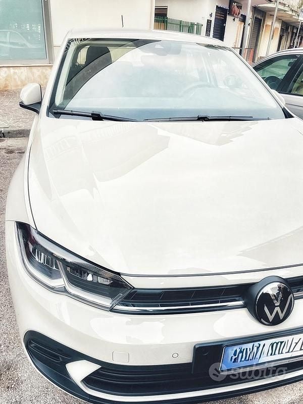 Usata VW Polo 95 CV (69 kW) 2022 Grigio Berlina