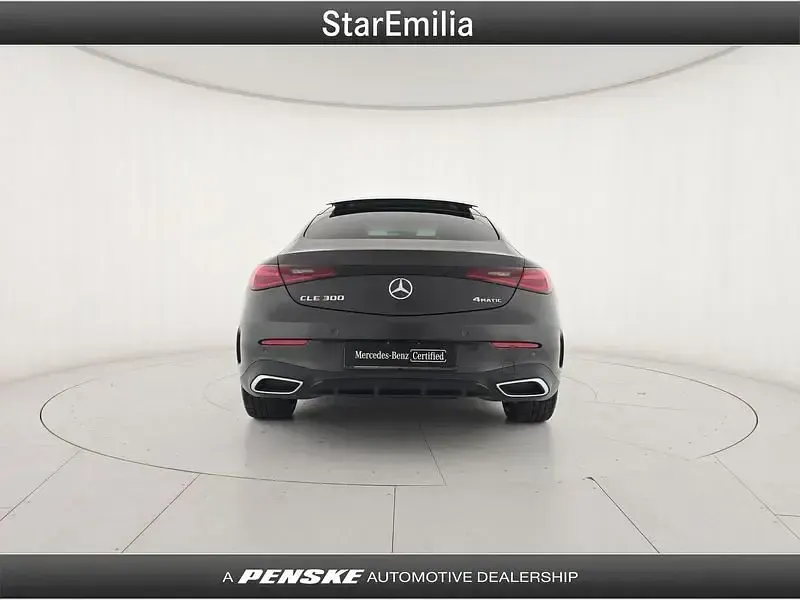 Usado Mercedes CLE300 AMG Line Premium Plus 258 CV (189 kW) 2024 Gris Coupe