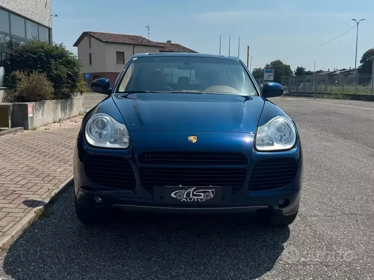 Usata Porsche Cayenne Turbo S 521 CV (383 kW) 2006 Blu SUV
