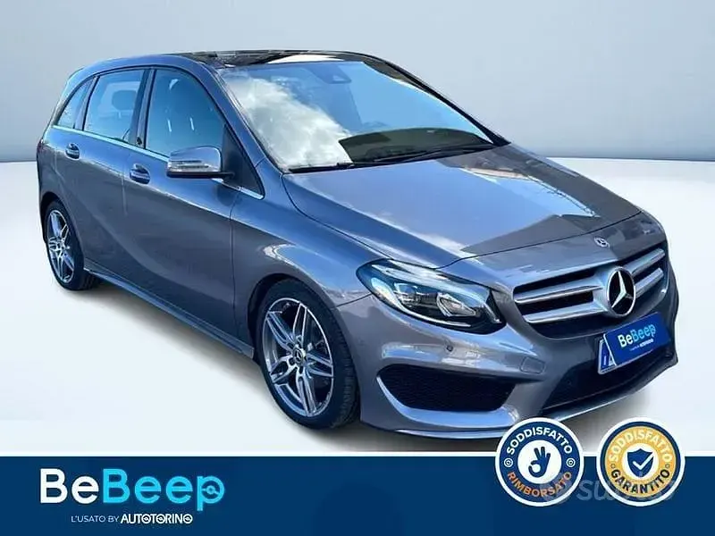 Begagnad Mercedes B200 Premium 136 HK (100 kW) 2018 Grå Minibuss