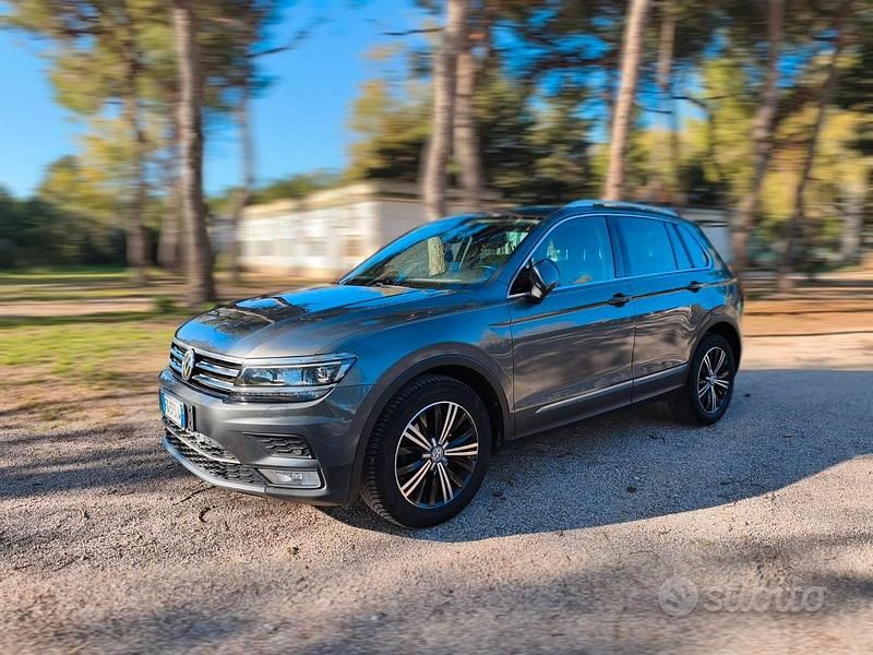 Usata VW Tiguan Business 150 CV (110 kW) 2017 Grigio SUV