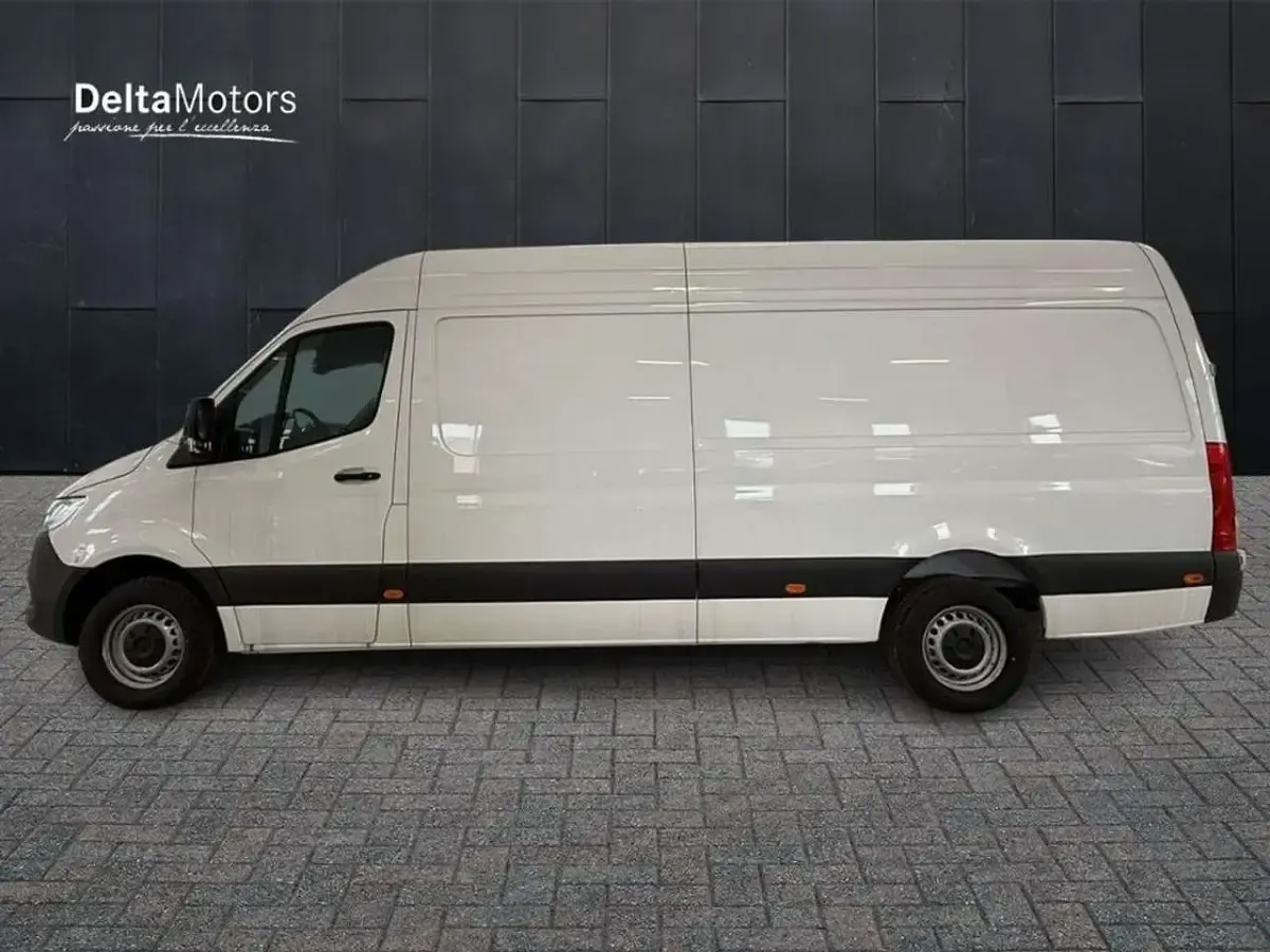 Nuova Mercedes Sprinter 190 CV (139 kW) 2026 Bianco artico Furgone