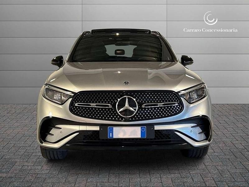 Usata Mercedes GLC220 AMG Line Premium 197 CV (144 kW) 2023 Argento metallizzato SUV