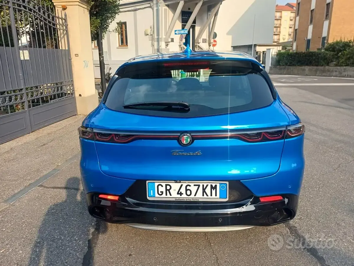 Usata Alfa Romeo Tonale Ti 131 CV (96 kW) 2023 Blu SUV