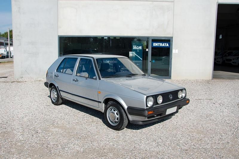 Usata VW Golf II 45 CV (33 kW) 1985 Grigio Utilitaria