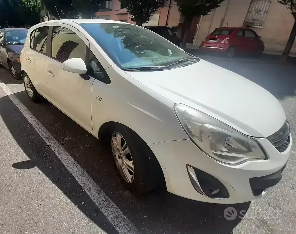 Usata Opel Corsa 85 CV (62 kW) 2011 Bianco Utilitaria