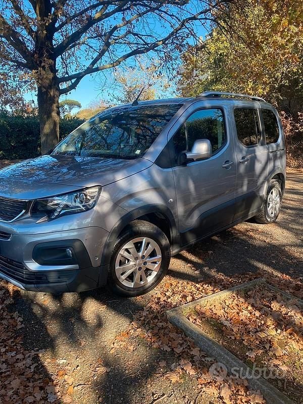 Usata Peugeot Rifter 102 CV (75 kW) 2019 Grigio Monovolume