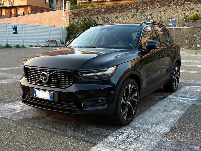 Usata Volvo XC40 R-Design 190 CV (139 kW) 2018 Nero SUV