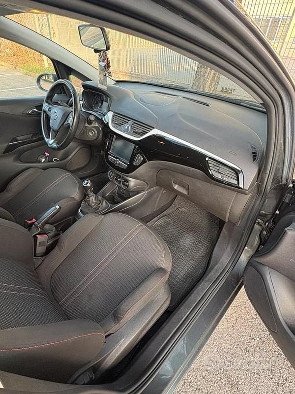 Usata Opel Corsa 75 CV (55 kW) 2018 Grigio Utilitaria