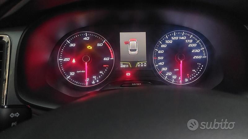 Usata Seat Ateca 115 CV (84 kW) 2017 Bianco SUV