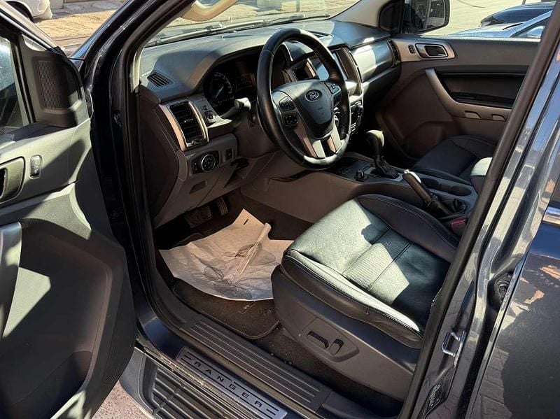 Usata Ford Ranger Limited 160 CV (117 kW) 2016 Grigio Pick-up