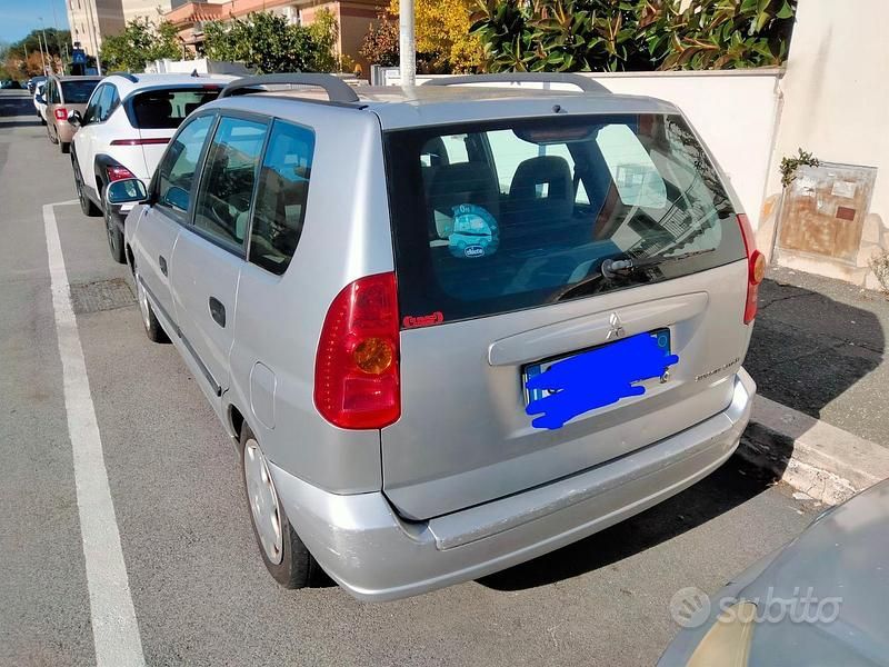 Usata Mitsubishi Space Star 82 CV (60 kW) 2004 Grigio Berlina
