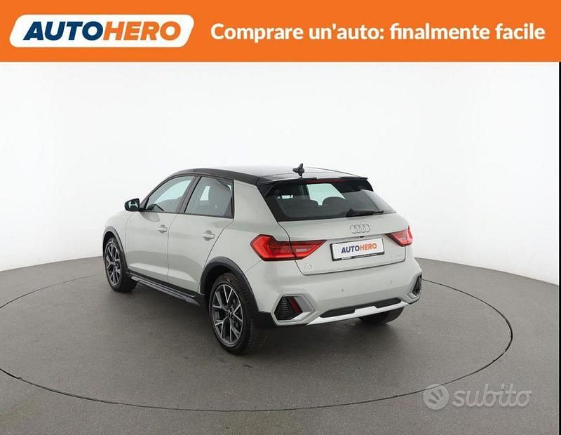 Usata Audi A1 Business 116 CV (85 kW) 2024 Grigio SUV