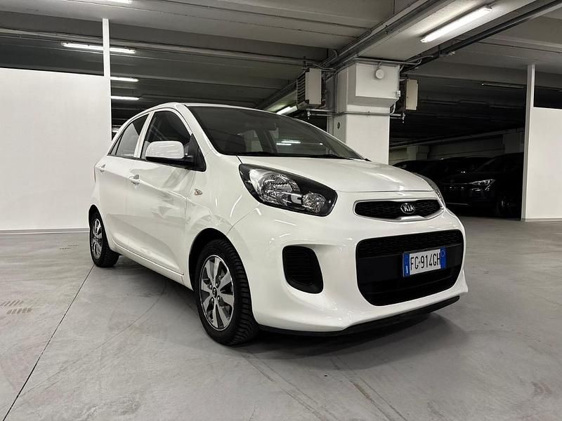 Bianco Usata 2016 Kia Picanto Utilitaria | 7500 € (Buon prezzo) - Immagine 1/4