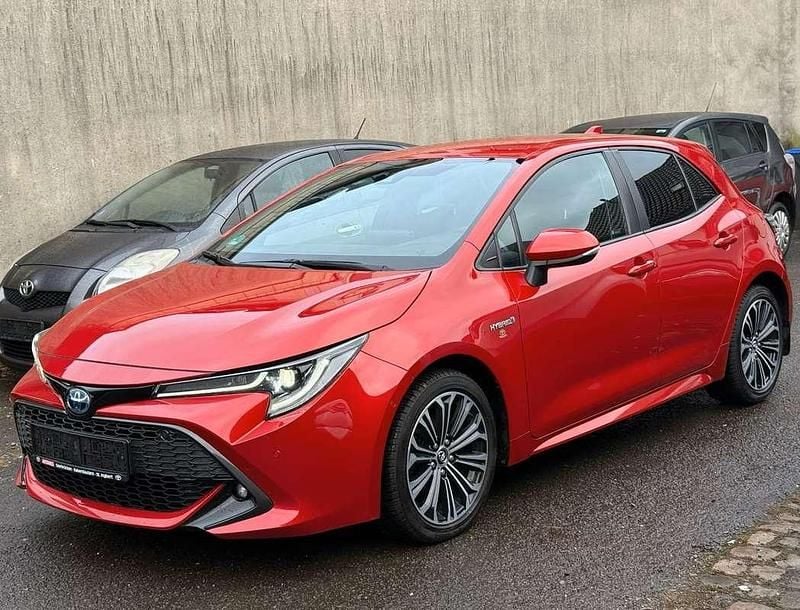 Usata Toyota Corolla Club 98 CV (72 kW) 2019 Rosso Berlina