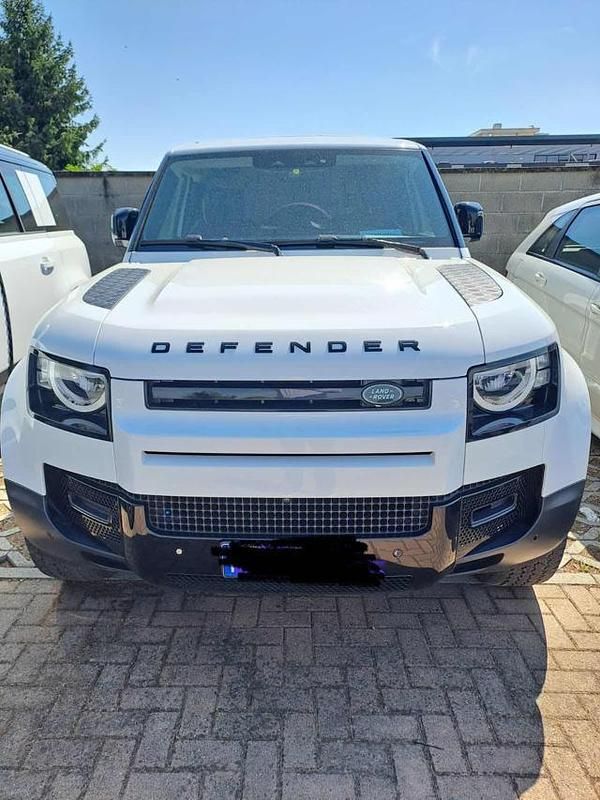 Usata Land Rover Defender SE 200 CV (147 kW) 2021 Bianco Station wagon
