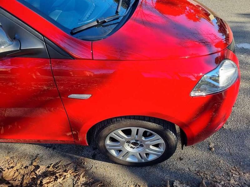 Usata Lancia Ypsilon Silver 69 CV (50 kW) 2023 Utilitaria