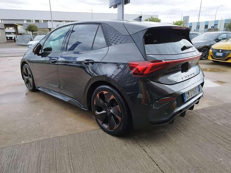 Usata Cupra Born 69 kW (95 CV) 2023 Grigio Utilitaria