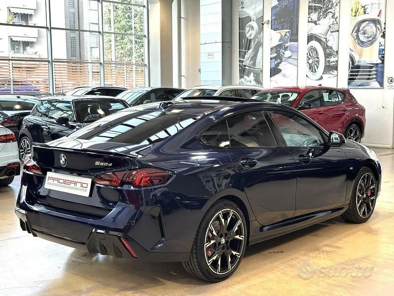 Usata BMW 220 M Sport 163 CV (119 kW) 2025 Tansanit blau Coupé