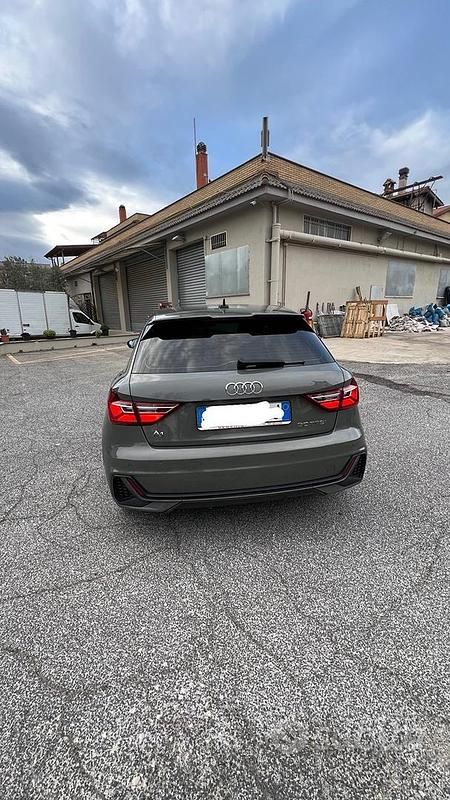 Usata Audi A1 S-Line 2019 Grigio SUV