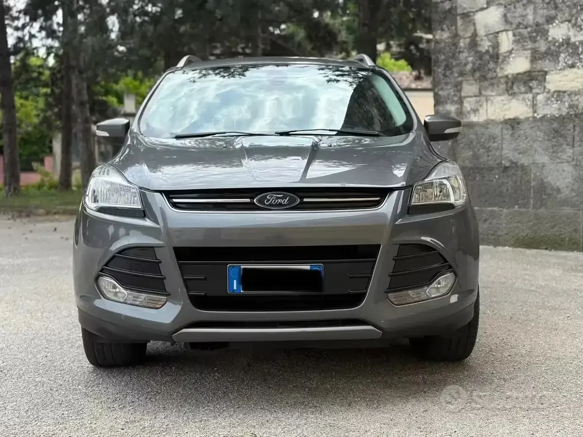 Occasion Ford Kuga Titanium 163 ch (119 kW) 2014 Gris SUV