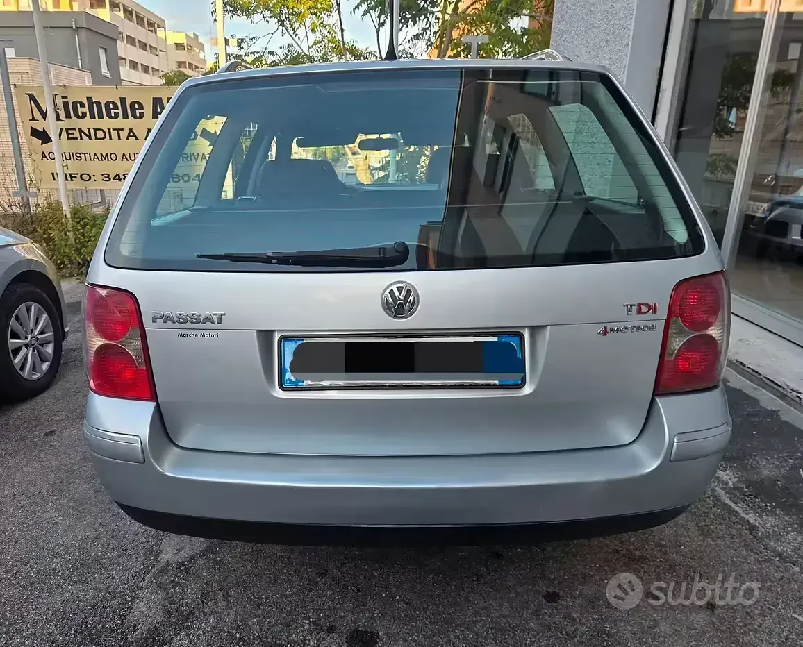 Usata VW Passat 130 CV (95 kW) 2002 Grigio Station wagon