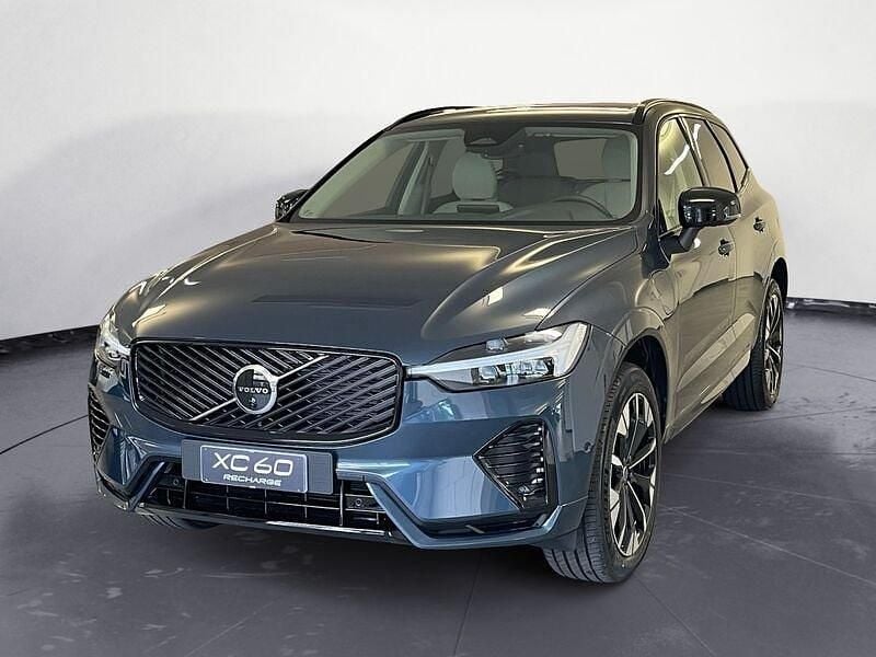 Nuova Volvo XC60 Plus 349 CV (256 kW) 2025 Blu SUV