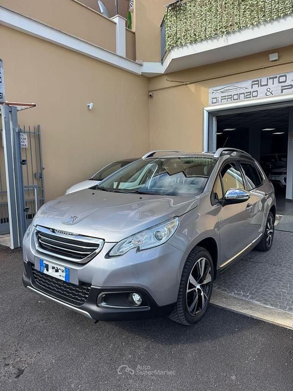 Gray Usata 2015 Peugeot 2008 SUV | 7999 € (Buon prezzo) - Immagine 1/4